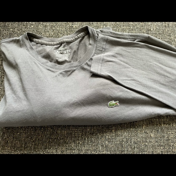 ***SOLD***2 long sleeve Lacoste shirts - Picture 4 of 5